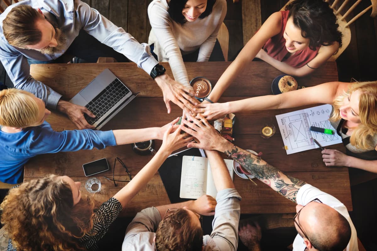 Wachsende Gemeinschaft von Lehrkräften, die Best-Practice-Beispiele teilen